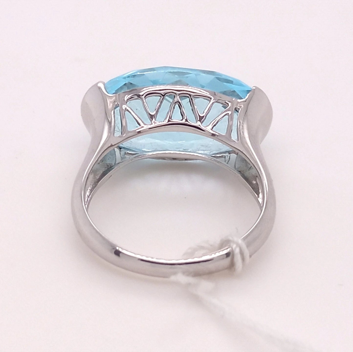 925 Sky Blue Topaz Ring