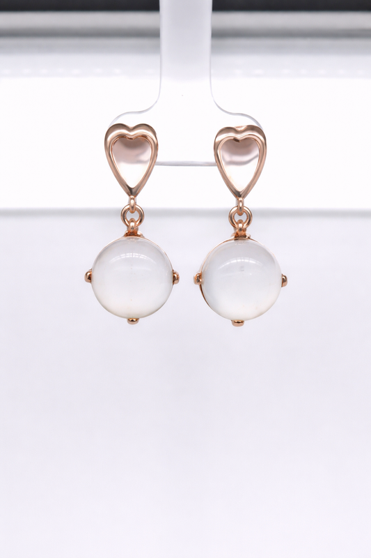 Attractive Moonstone Earring
