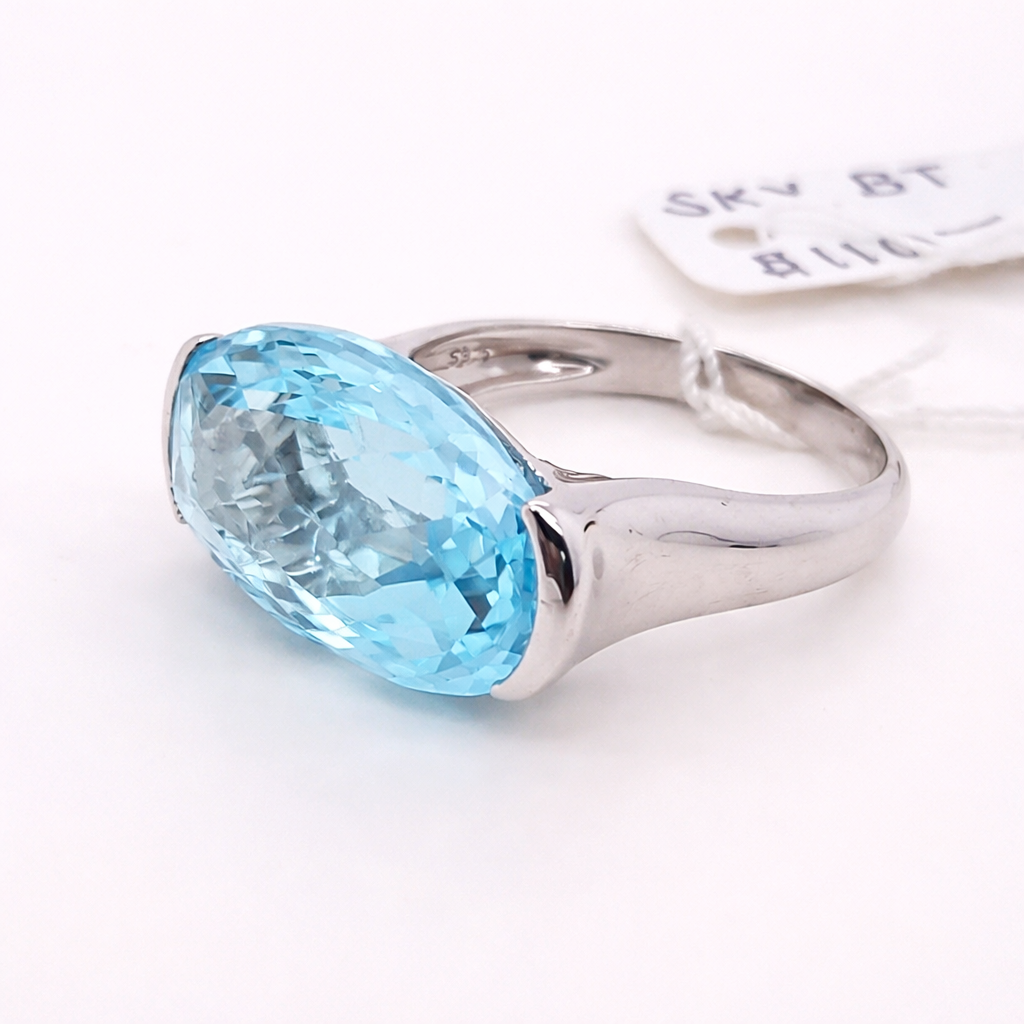925 Sky Blue Topaz Ring