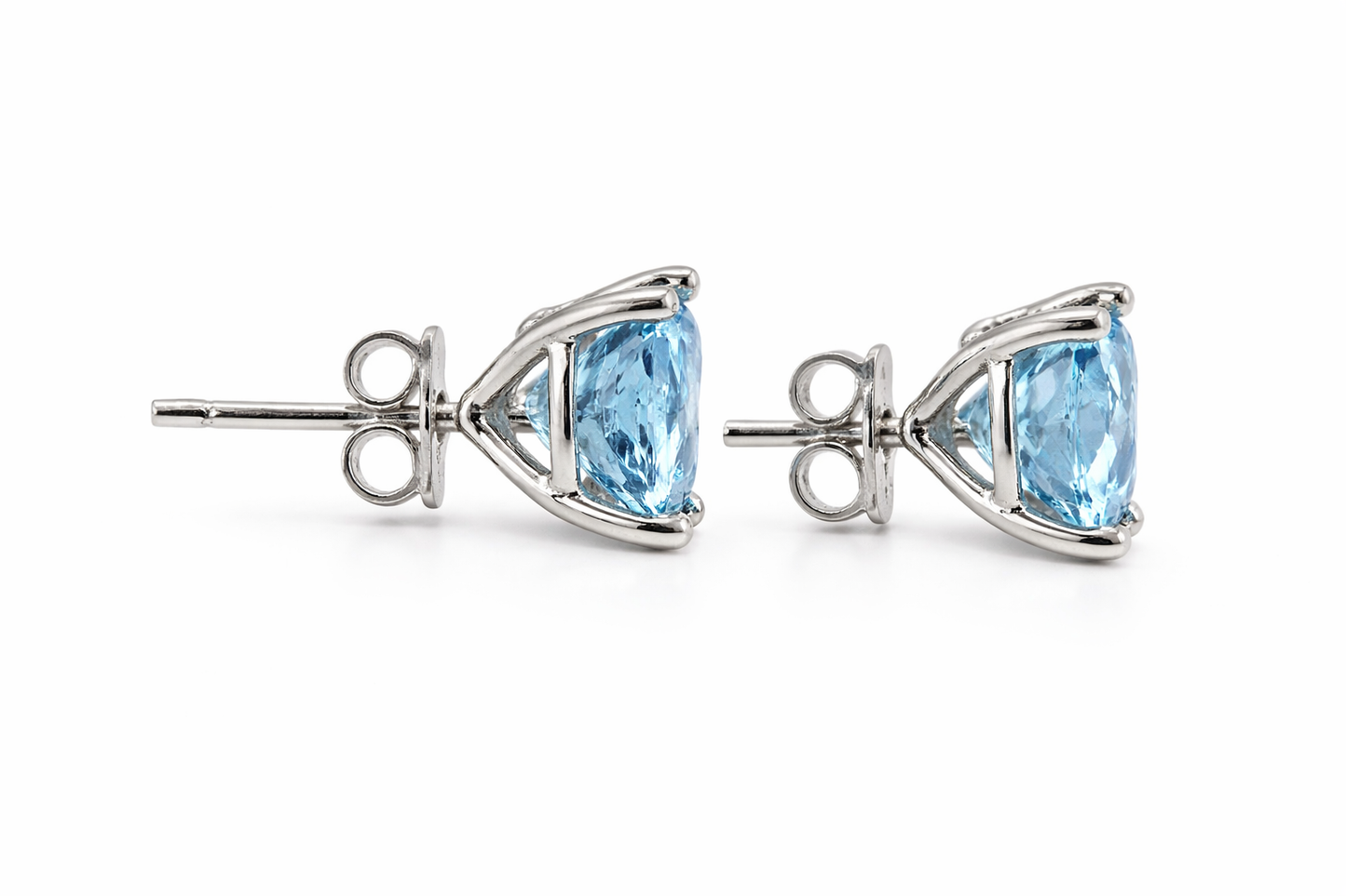 ELEGANT 14K AQUAMARINE ROUND STUD EARRING 8MM, 3DOT41 CTS