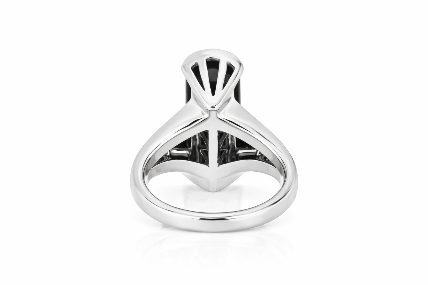 925 SS Black Agate Ring - 11DOT90 cts