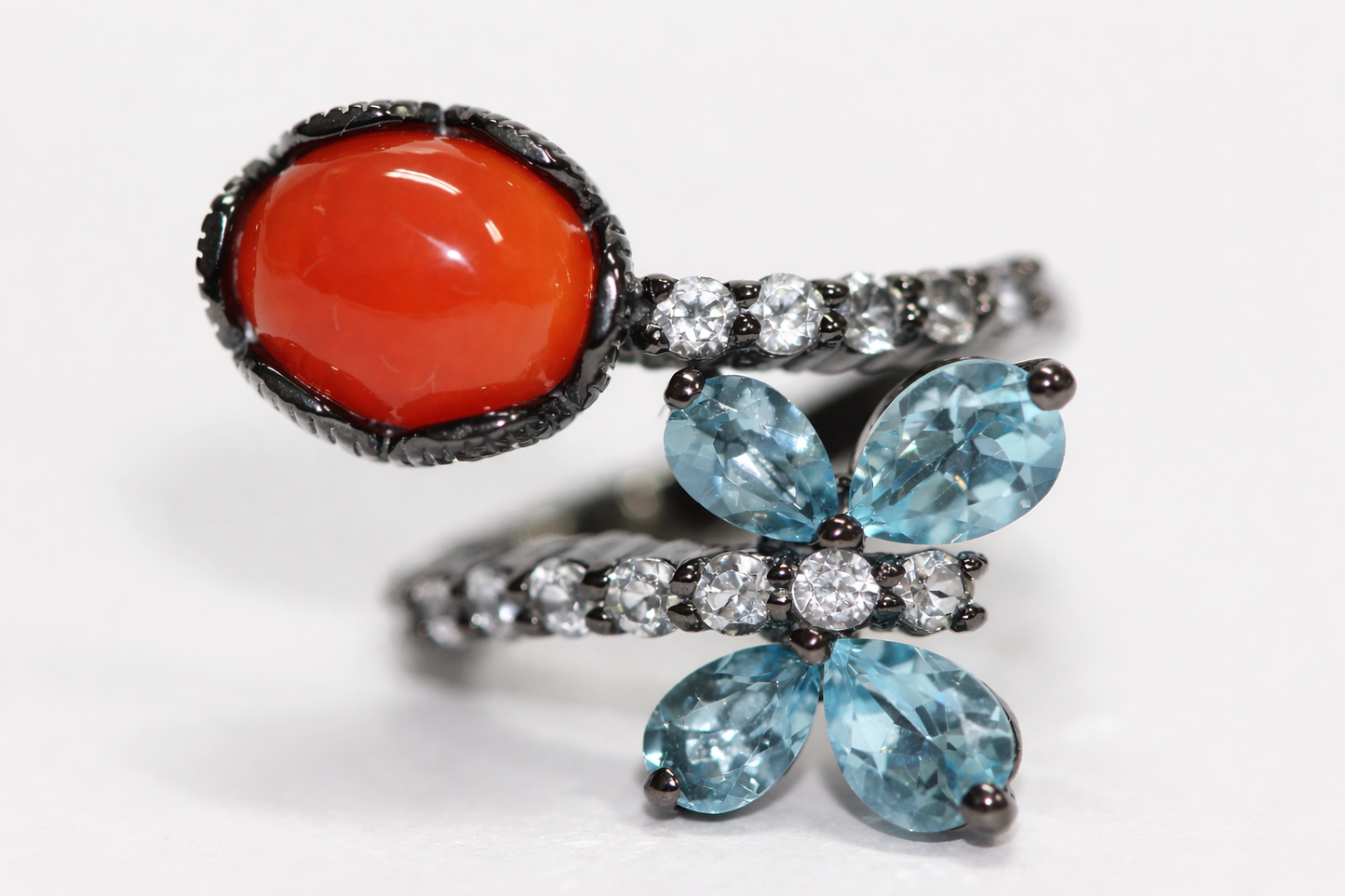 925 Orange Chalcedony - Blue Topaz - White Topaz Set - 16.67 cts