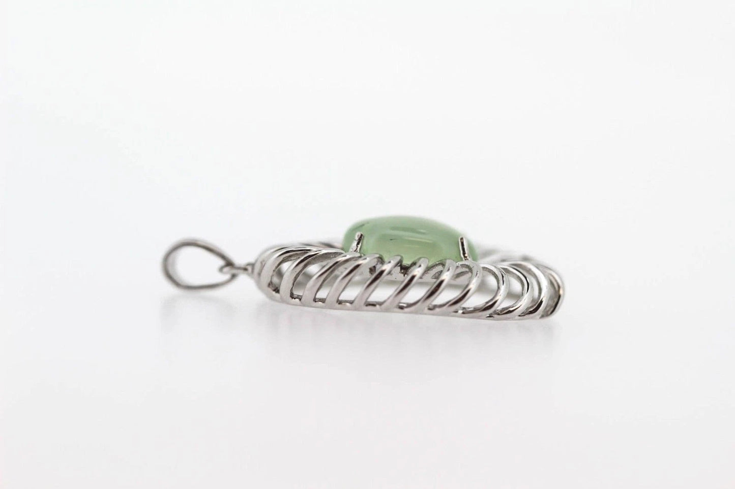 925 Prehnite Pendant - 4DOT00 cts