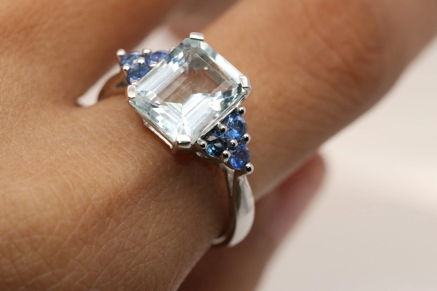 925 AQUAMARINE - SAPPHIRE RING
