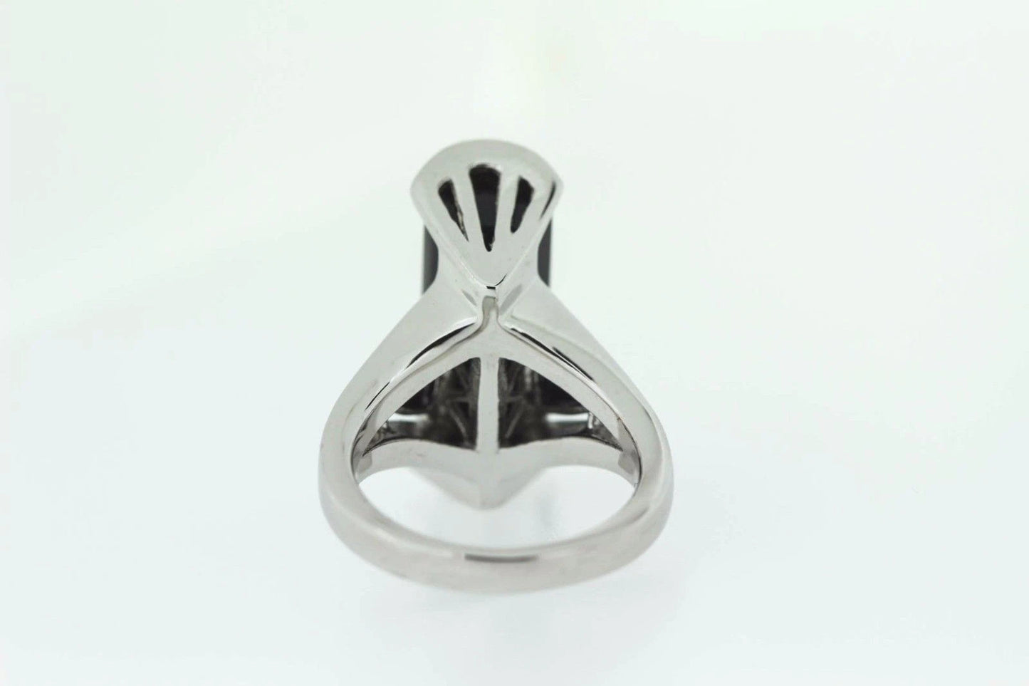 925 SS Black Agate Ring - 11DOT90 cts