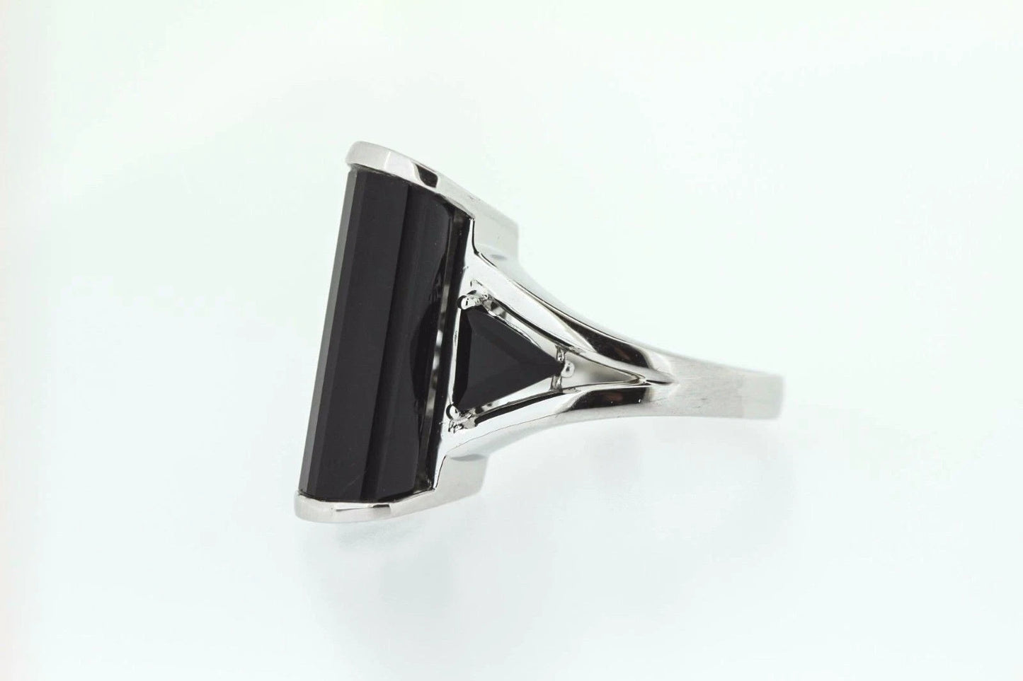 925 SS Black Agate Ring - 11DOT90 cts