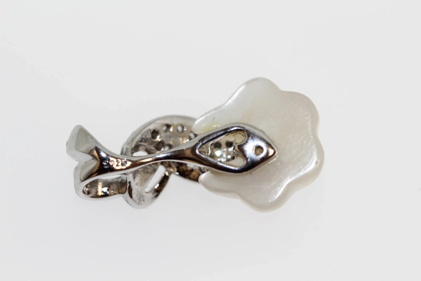 925 MOP w - White Topaz Pendant -3DOT15 cts