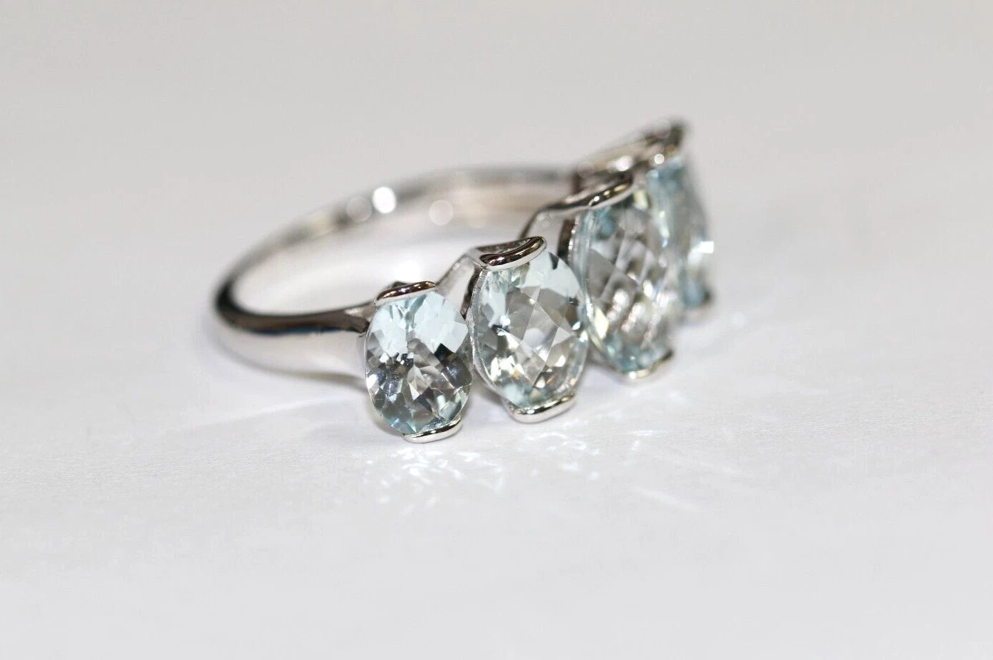 Gorgeous Aquamarine Silver Ring