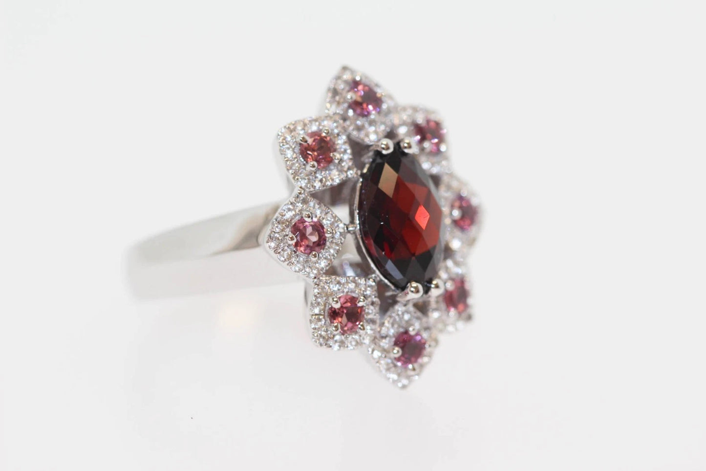 .925 Sterling Silver / Red Imperial Garnet / Rhodolite / White Topaz Ring .(4.13)