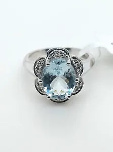 Ring-Aquamarine - Diamond Ring